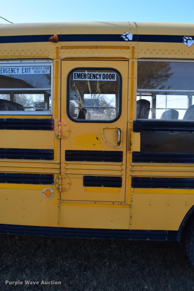 image for item DC3566 1995 Chevrolet Blue Bird school bus