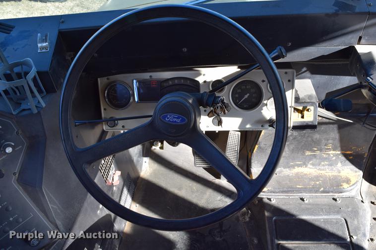 image for item DC3567 1997 Ford Blue Bird school bus