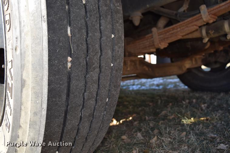 image for item DC3567 1997 Ford Blue Bird school bus