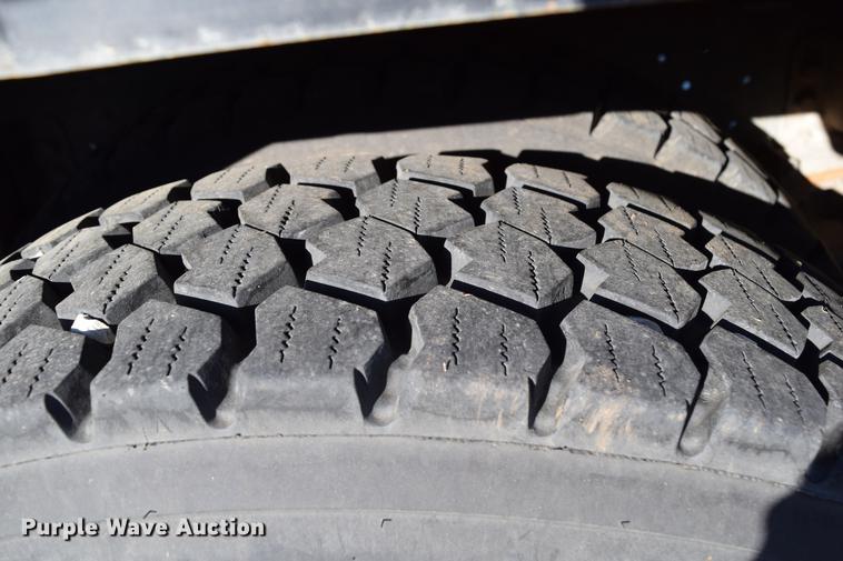 image for item DC3567 1997 Ford Blue Bird school bus