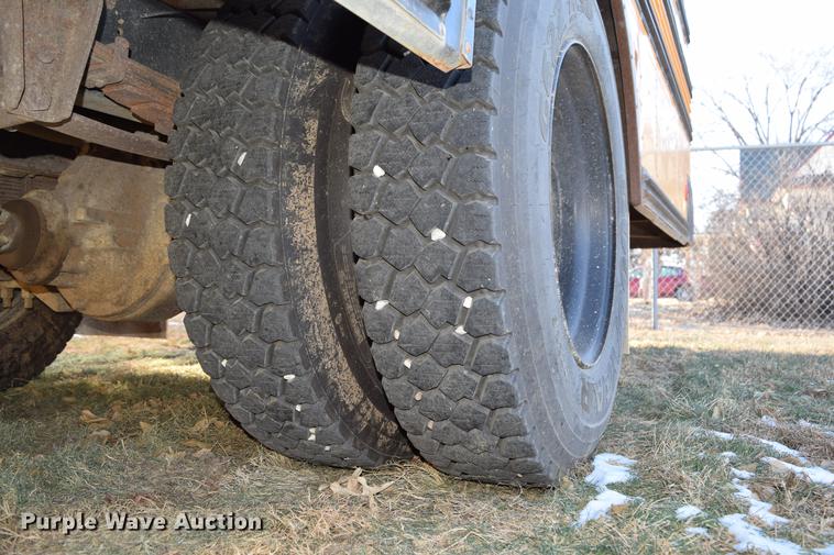 image for item DC3567 1997 Ford Blue Bird school bus