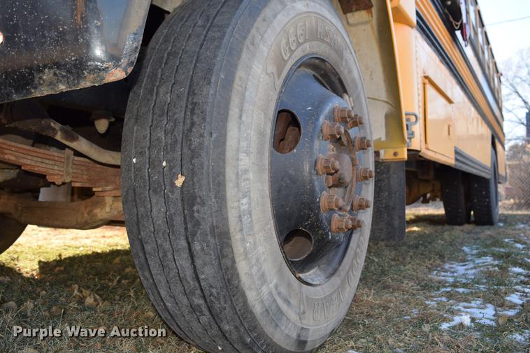 image for item DC3567 1997 Ford Blue Bird school bus