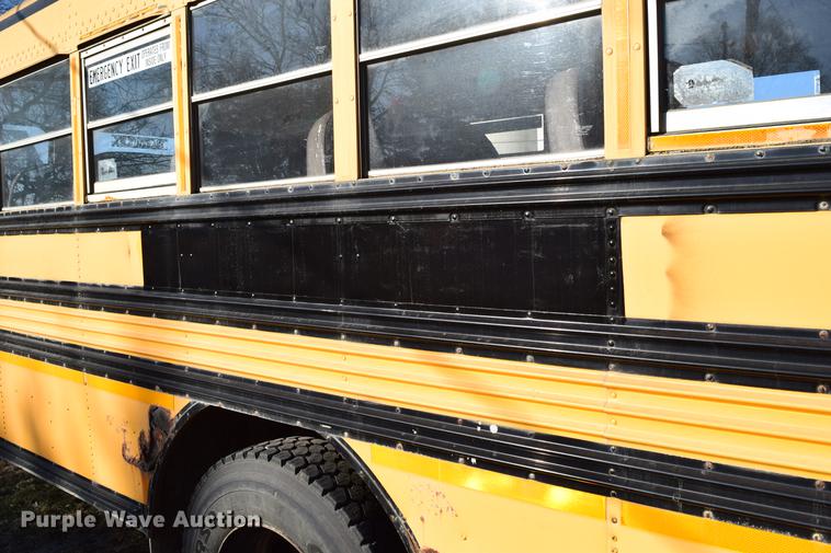 image for item DC3567 1997 Ford Blue Bird school bus