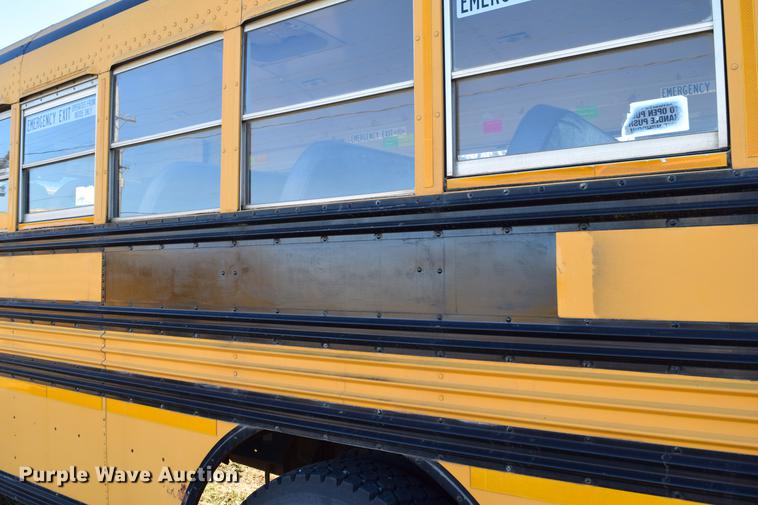 image for item DC3567 1997 Ford Blue Bird school bus