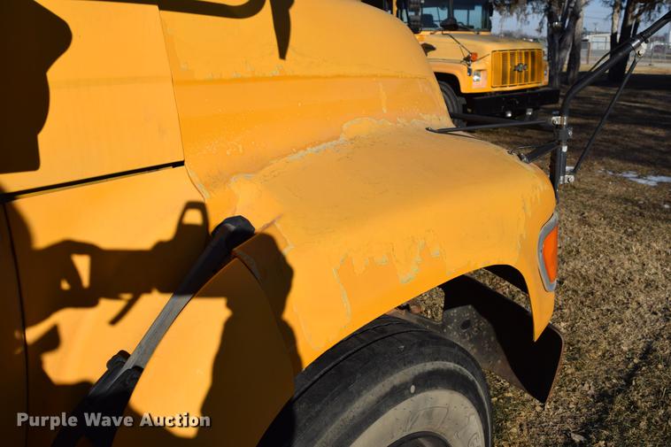 image for item DC3567 1997 Ford Blue Bird school bus