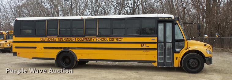 image for item DC4728 2007 Freightliner school bus