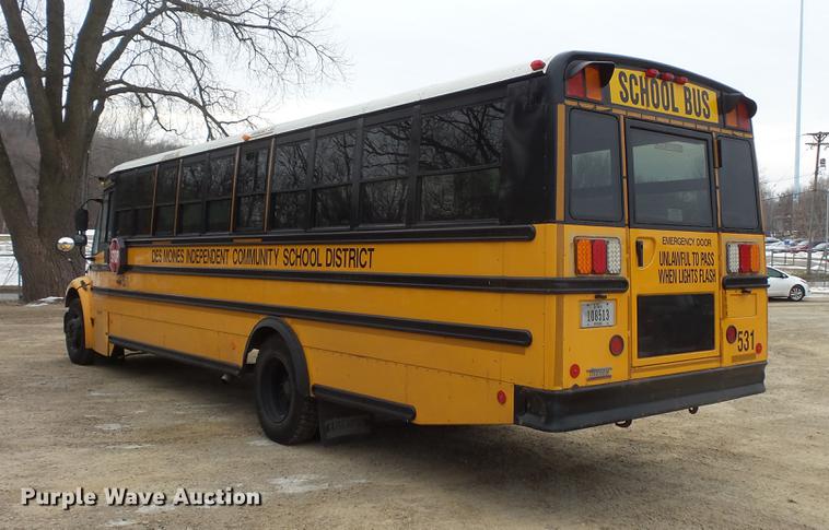 image for item DC4728 2007 Freightliner school bus