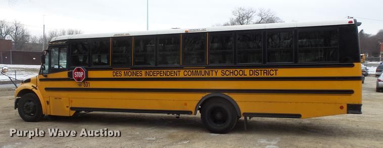 image for item DC4728 2007 Freightliner school bus