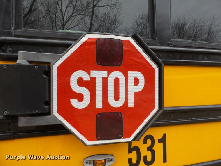 image for item DC4728 2007 Freightliner school bus