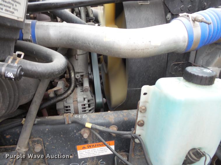 image for item DC4728 2007 Freightliner school bus