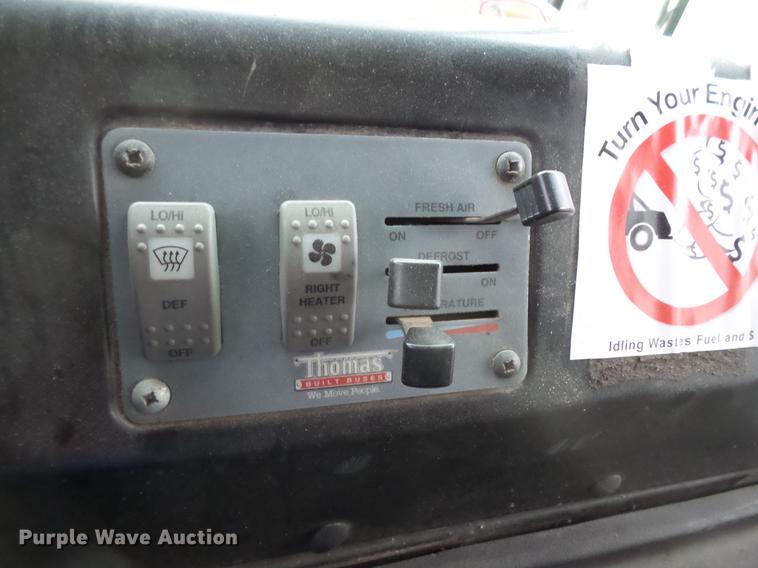 image for item DC4729 2004 Thomas Built Saf-T-Liner MVP EF 1118S school bus