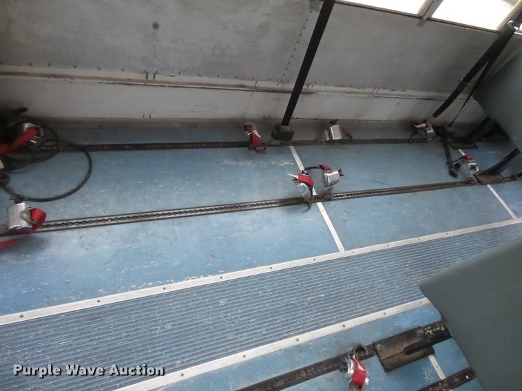 image for item DC4729 2004 Thomas Built Saf-T-Liner MVP EF 1118S school bus