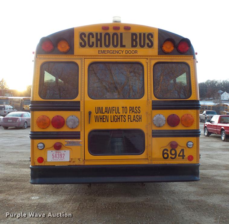 image for item DC4730 2004 Freightliner FS65 101PS school bus