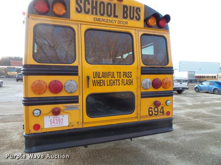 image for item DC4730 2004 Freightliner FS65 101PS school bus