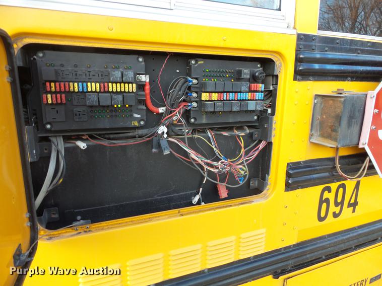 image for item DC4730 2004 Freightliner FS65 101PS school bus