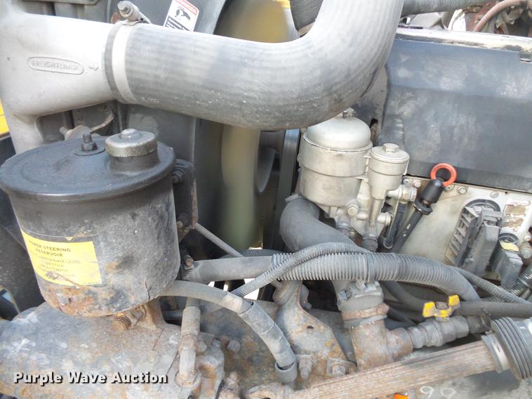 image for item DC4730 2004 Freightliner FS65 101PS school bus