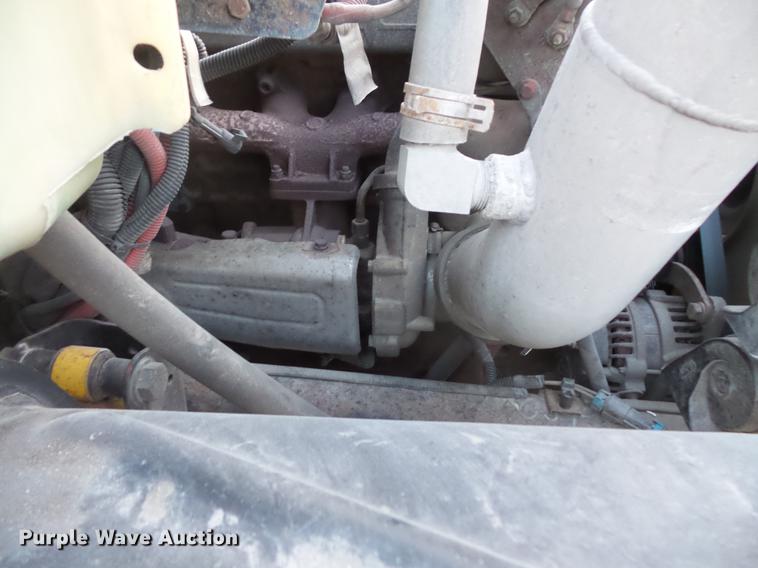 image for item DC4730 2004 Freightliner FS65 101PS school bus