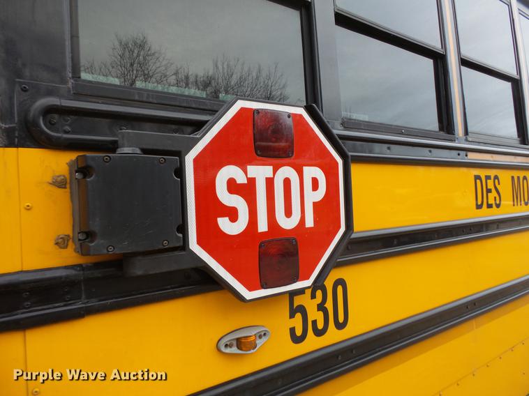 image for item DC4731 2007 Freightliner 310TS school bus