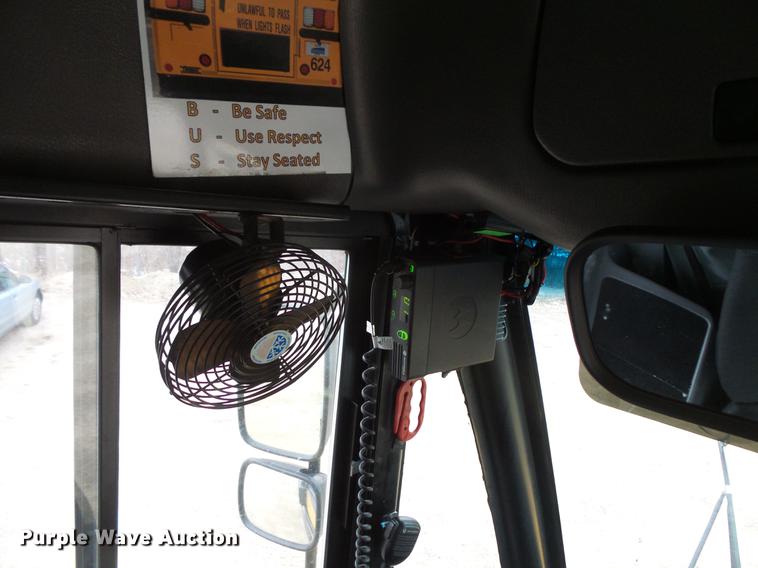 image for item DC4731 2007 Freightliner 310TS school bus