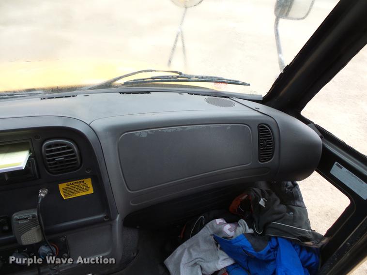 image for item DC4731 2007 Freightliner 310TS school bus