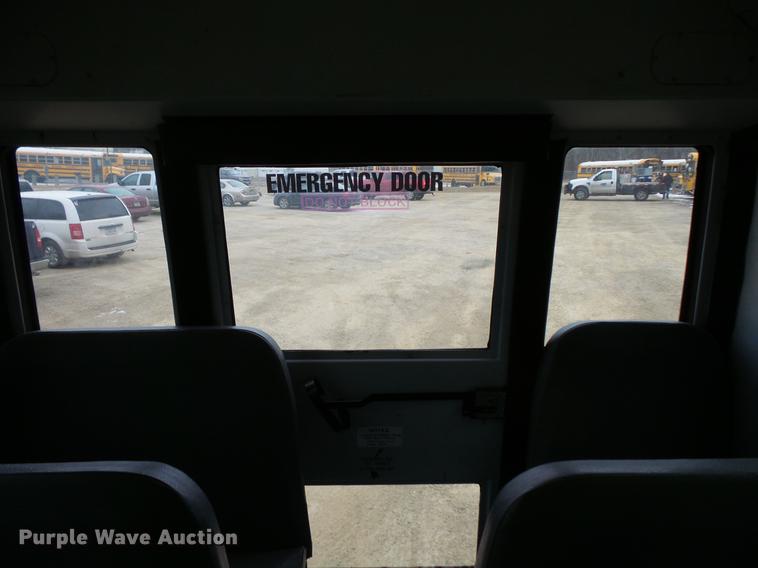 image for item DC4731 2007 Freightliner 310TS school bus