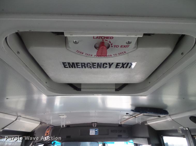 image for item DC4731 2007 Freightliner 310TS school bus