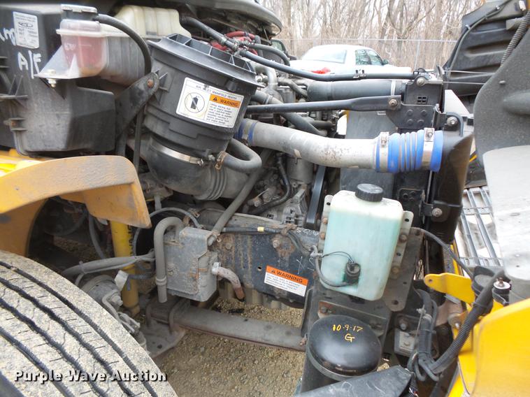 image for item DC4731 2007 Freightliner 310TS school bus