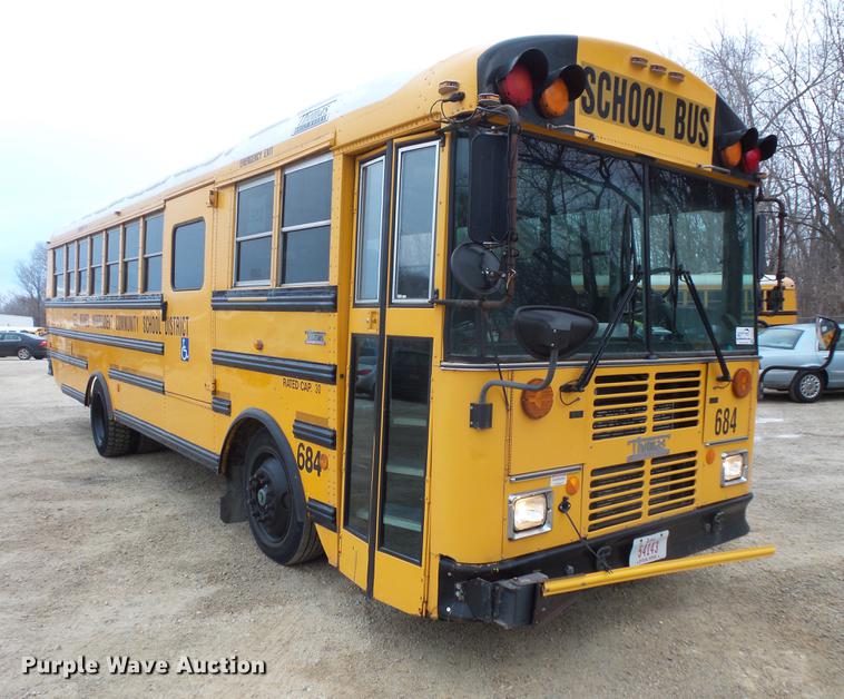 image for item DC4732 2004 Thomas Built Saf-T-Liner MVP EF 1118S school bus