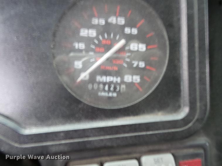 image for item DC4732 2004 Thomas Built Saf-T-Liner MVP EF 1118S school bus