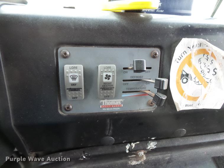 image for item DC4732 2004 Thomas Built Saf-T-Liner MVP EF 1118S school bus