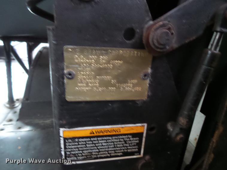 image for item DC4732 2004 Thomas Built Saf-T-Liner MVP EF 1118S school bus