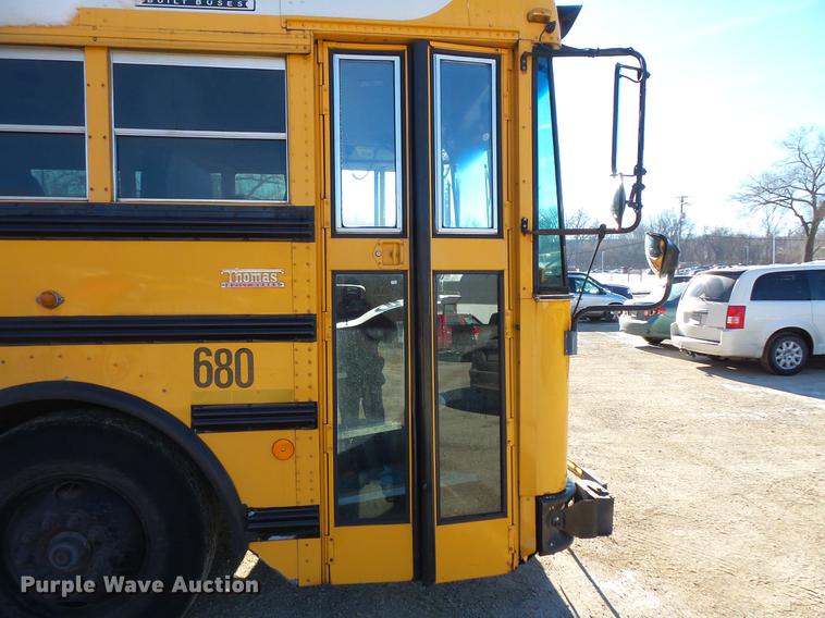 image for item DC4733 2004 Thomas Built Saf-T-Liner MVP EF 1418S school bus