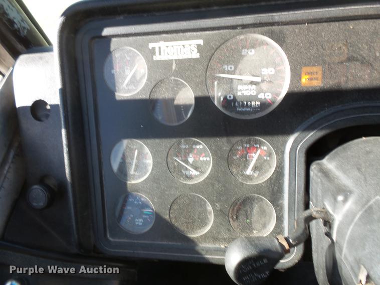 image for item DC4733 2004 Thomas Built Saf-T-Liner MVP EF 1418S school bus