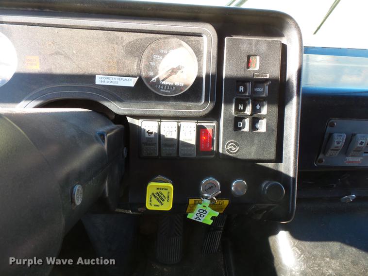 image for item DC4733 2004 Thomas Built Saf-T-Liner MVP EF 1418S school bus