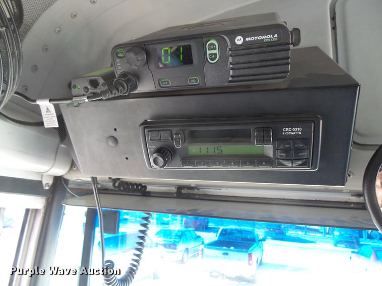 image for item DC4733 2004 Thomas Built Saf-T-Liner MVP EF 1418S school bus