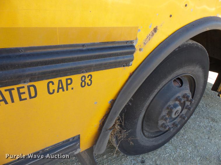 image for item DC4733 2004 Thomas Built Saf-T-Liner MVP EF 1418S school bus