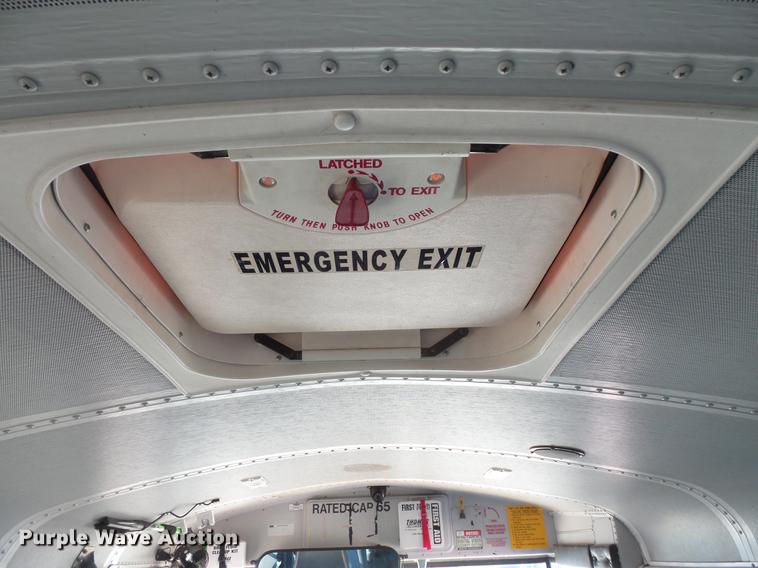 image for item DC4734 2006 Freightliner FS65 Thomas Built school bus