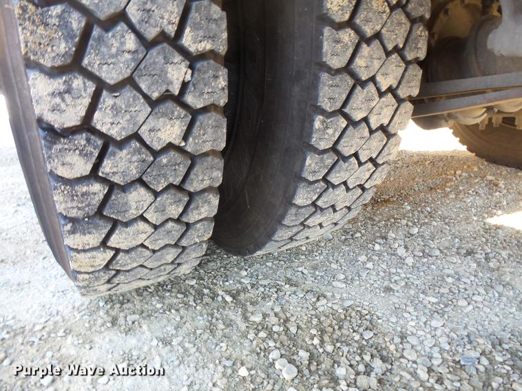 image for item DC4734 2006 Freightliner FS65 Thomas Built school bus