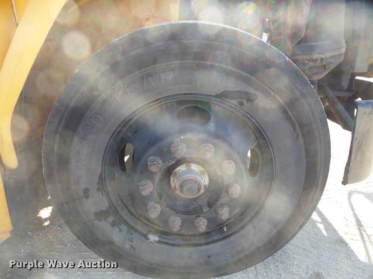 image for item DC4734 2006 Freightliner FS65 Thomas Built school bus