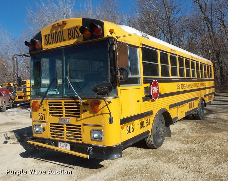 image for item DC4735 2001 Thomas Built Saf-T-Liner MVP EF 1118S school bus