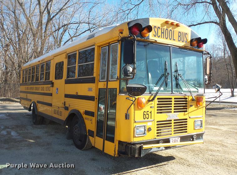 image for item DC4735 2001 Thomas Built Saf-T-Liner MVP EF 1118S school bus