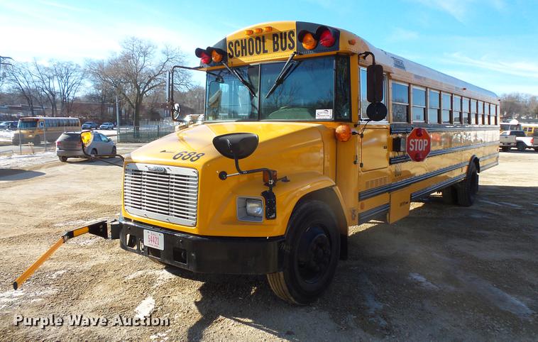 image for item DC4736 2004 Freightliner FS65 Thomas Built 101PS school bus