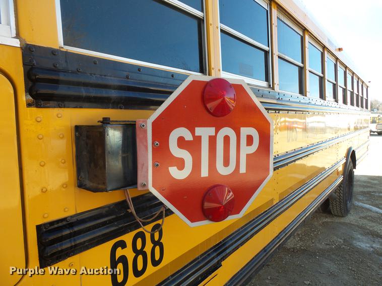 image for item DC4736 2004 Freightliner FS65 Thomas Built 101PS school bus