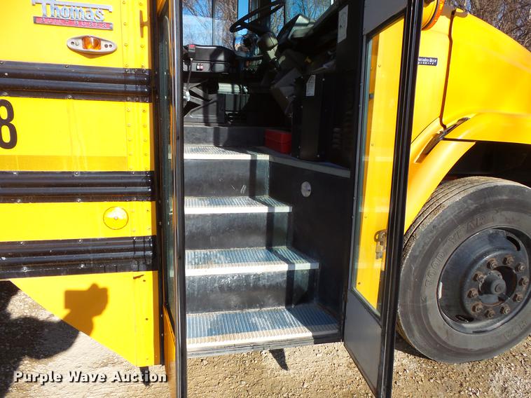 image for item DC4736 2004 Freightliner FS65 Thomas Built 101PS school bus