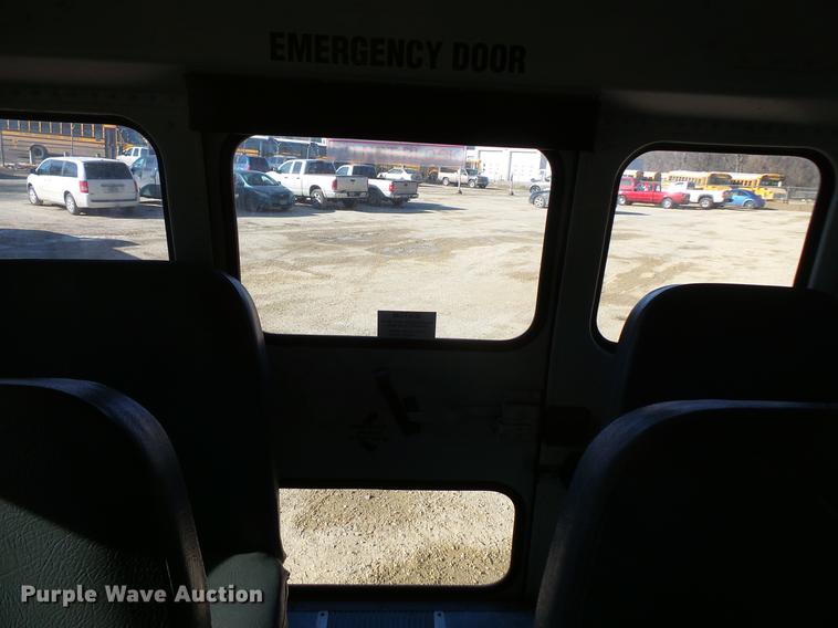 image for item DC4736 2004 Freightliner FS65 Thomas Built 101PS school bus