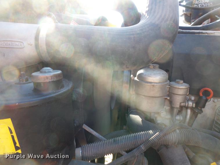 image for item DC4736 2004 Freightliner FS65 Thomas Built 101PS school bus