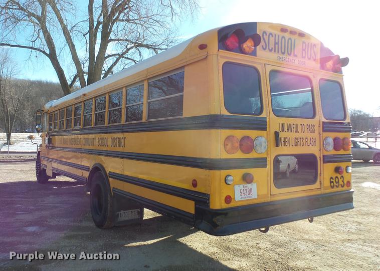 image for item DC4737 2004 Freightliner FS65 Thomas Built 101PS school bus