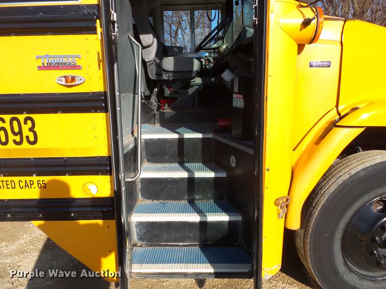 image for item DC4737 2004 Freightliner FS65 Thomas Built 101PS school bus