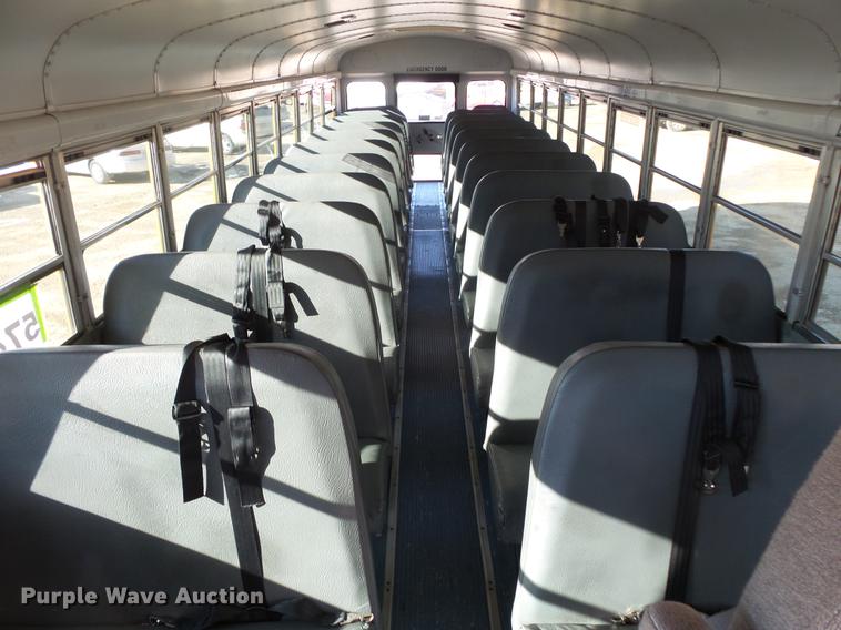 image for item DC4737 2004 Freightliner FS65 Thomas Built 101PS school bus