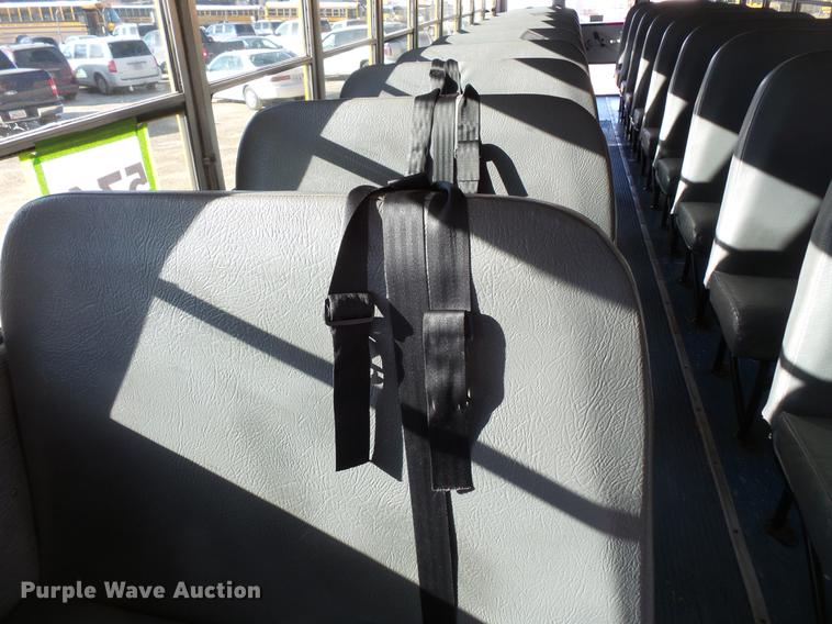 image for item DC4737 2004 Freightliner FS65 Thomas Built 101PS school bus